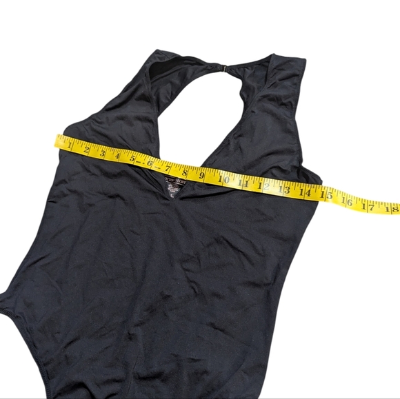 Victoria’s Secret Black Bodysuit Medium - Picture 7 of 7